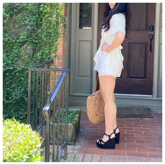 STEP INTO SPRING WHITE CHIC ROMPER - Picture 5 of 8